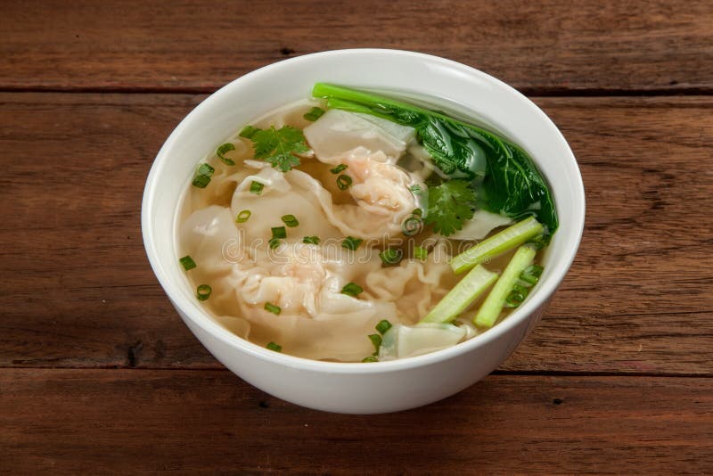 鲜虾馄饨面